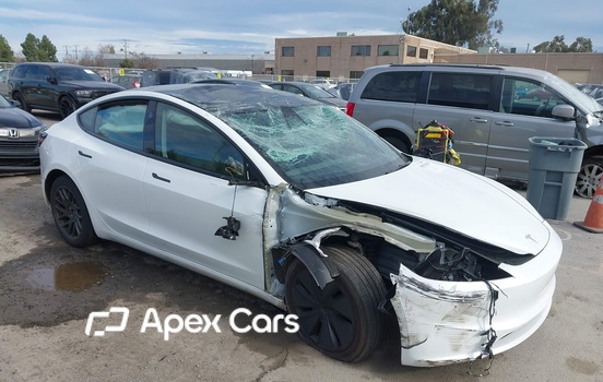 Tesla Model 3 2025 - Image 1 of 16