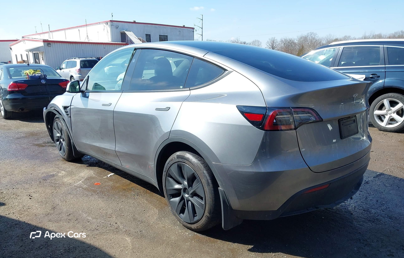 Tesla Model Y 2024