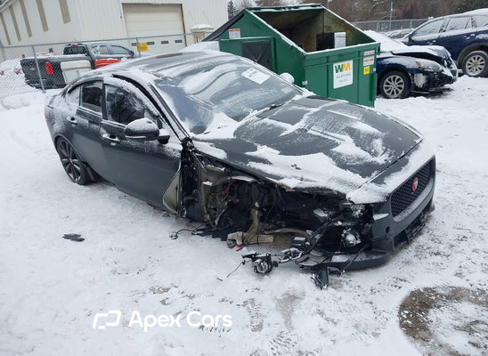2017 Jaguar XE - Image 1 of 5