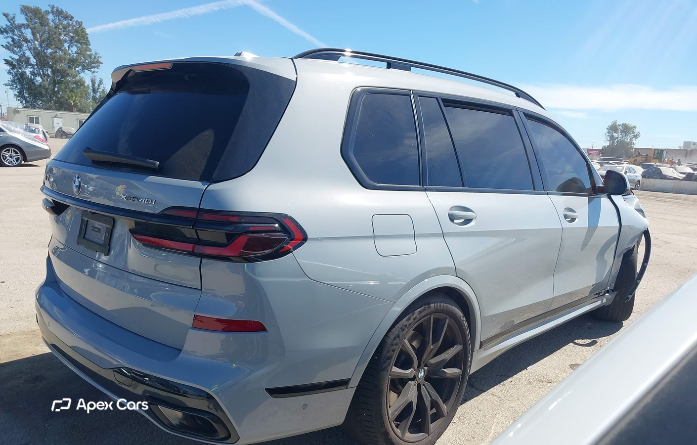 BMW X7 2025