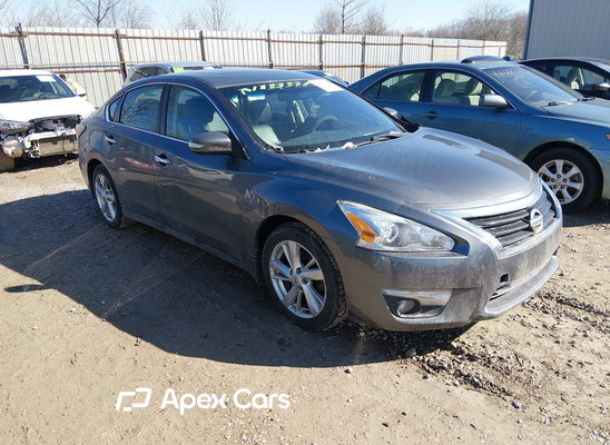 2015 Nissan Altima - Zdjęcie 1 z 5
