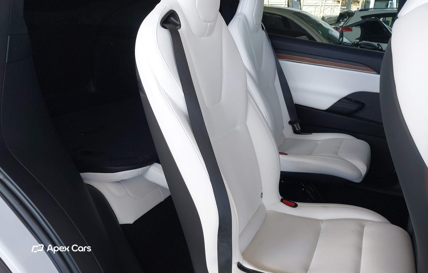 Tesla Model X 2024
