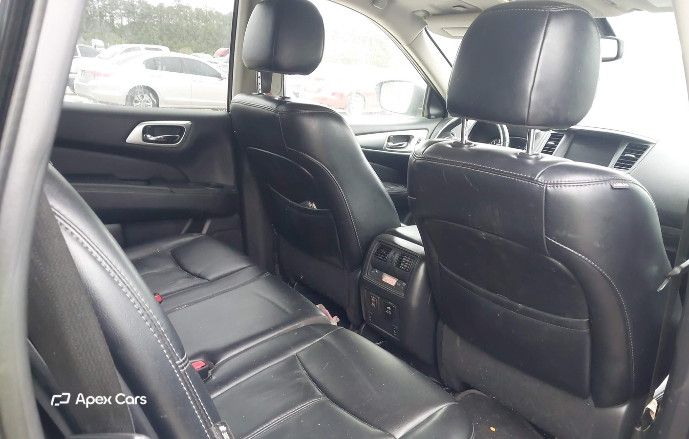 Nissan Pathfinder 2018