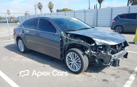 Lexus ES 2014 - Image 1 of 17