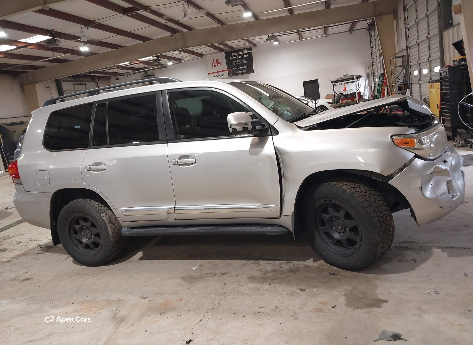 Toyota Land Cruiser 2014