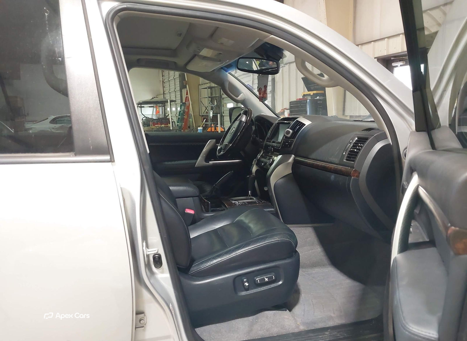 Toyota Land Cruiser 2014