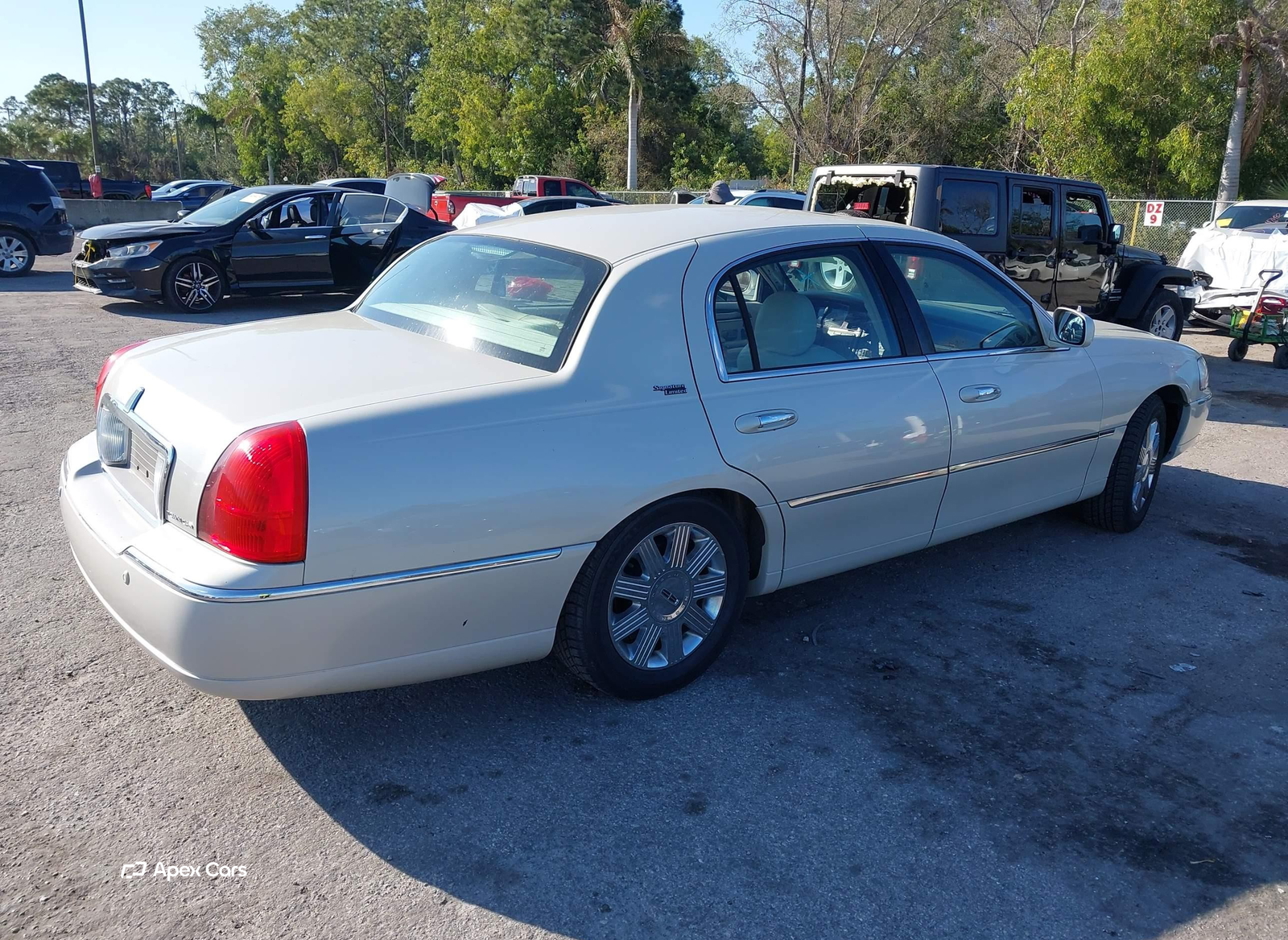 Lincoln Town Car 2005