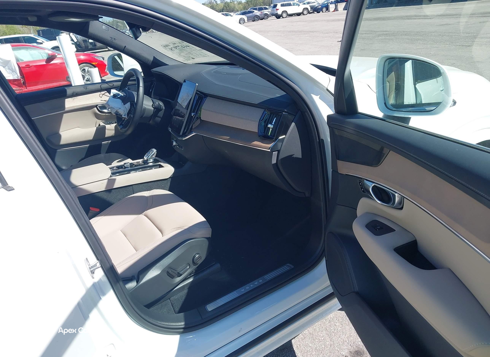 Volvo XC90 2025
