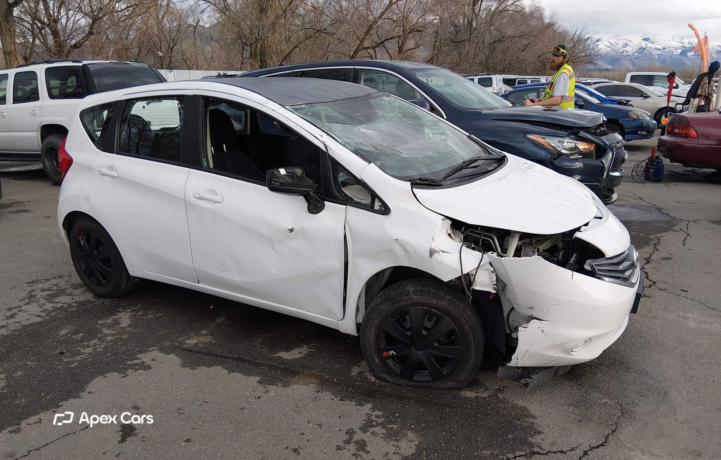 Nissan Versa 2015