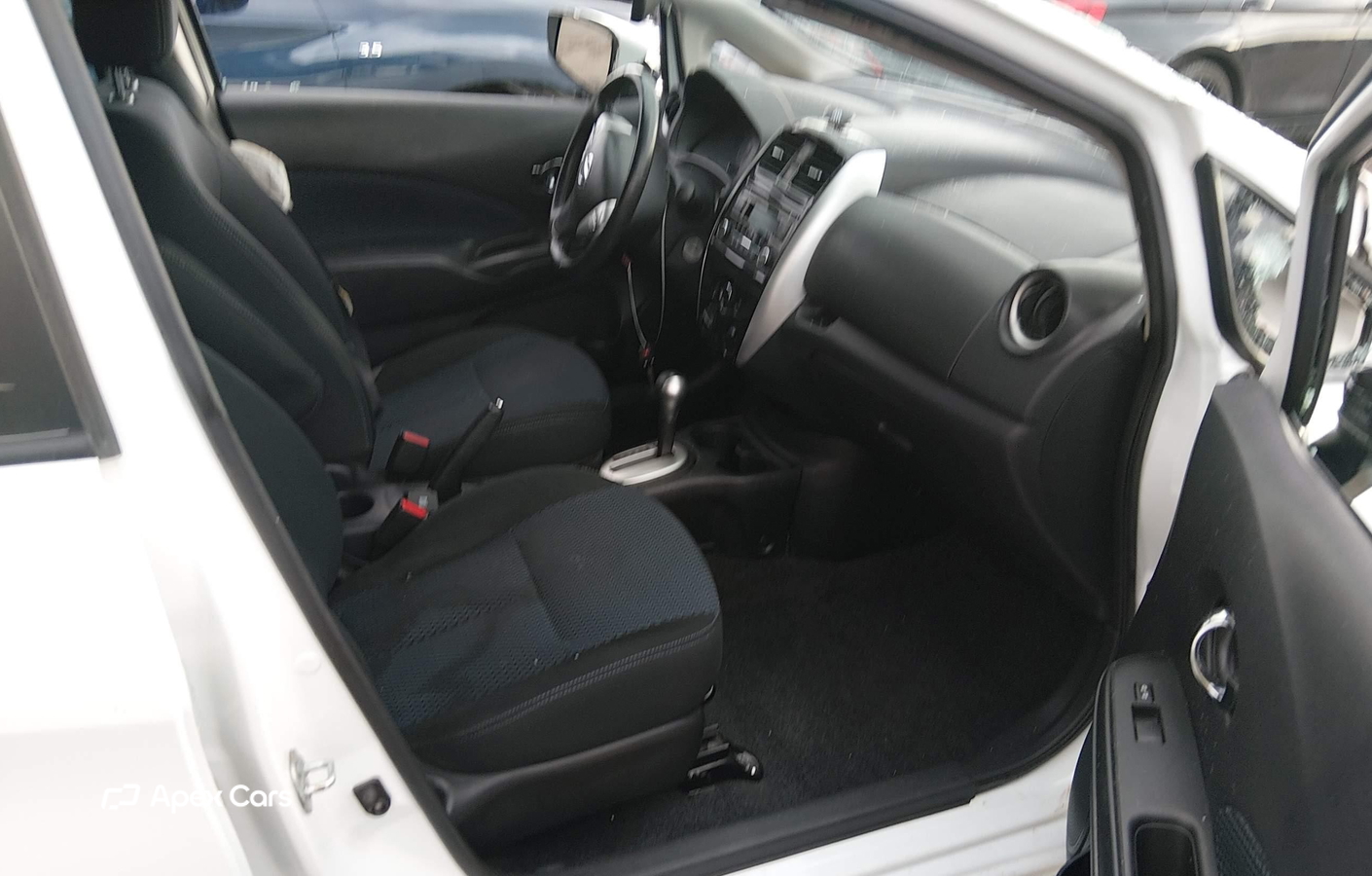 Nissan Versa 2015