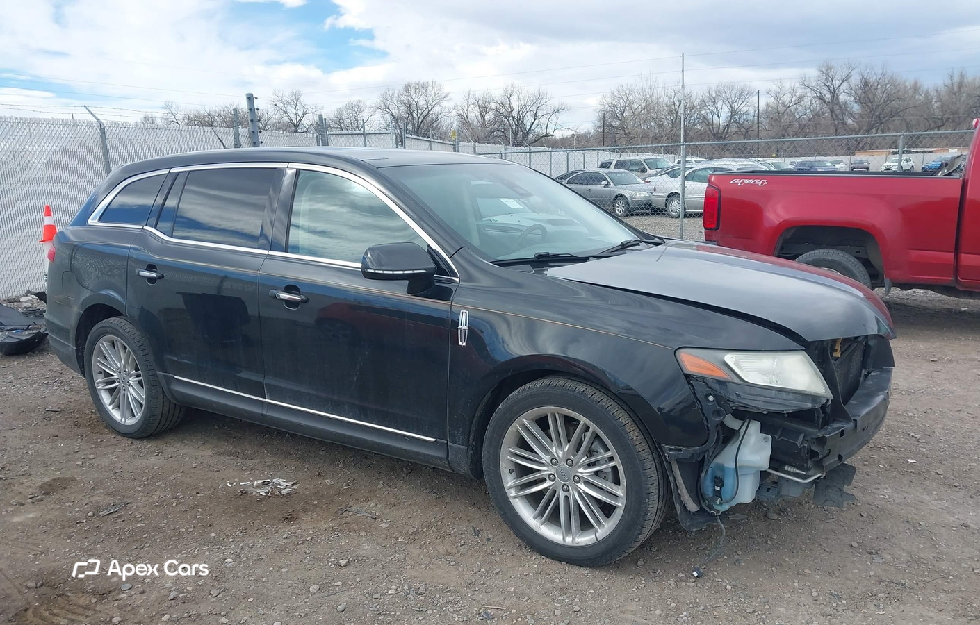 Lincoln MKT 2014