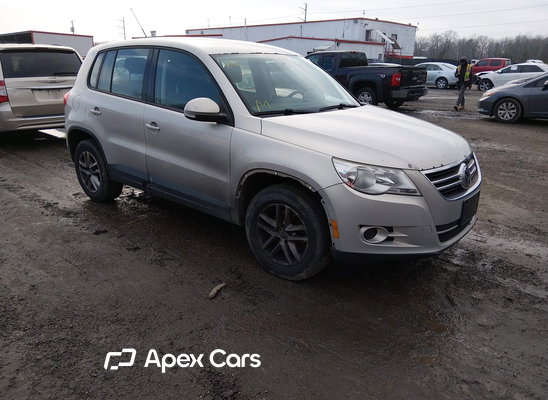 2011 Volkswagen Tiguan - Image 1 of 5