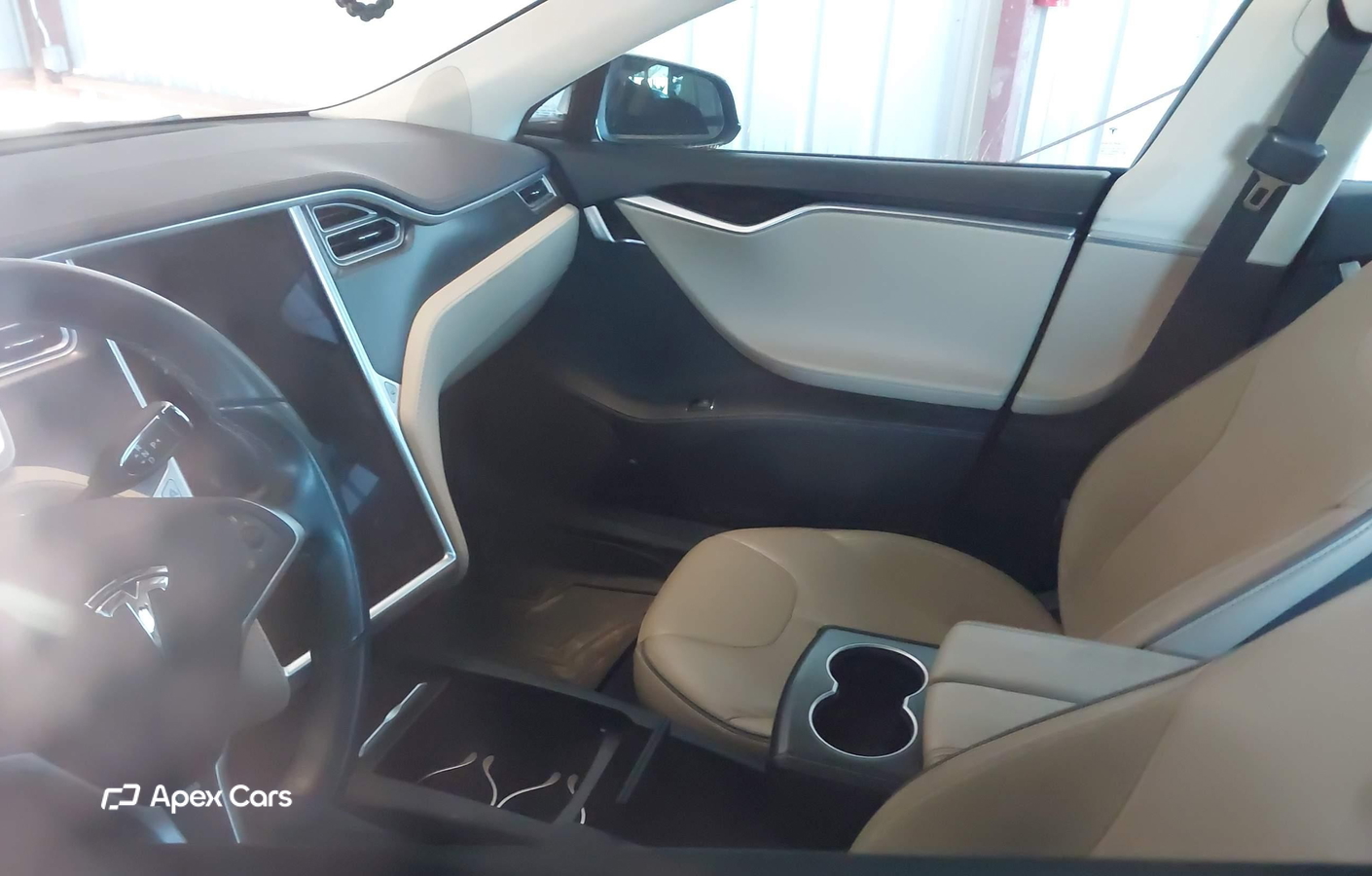 Tesla Model S 2013