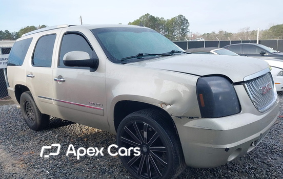 GMC Yukon 2013 - Image 1 of 17