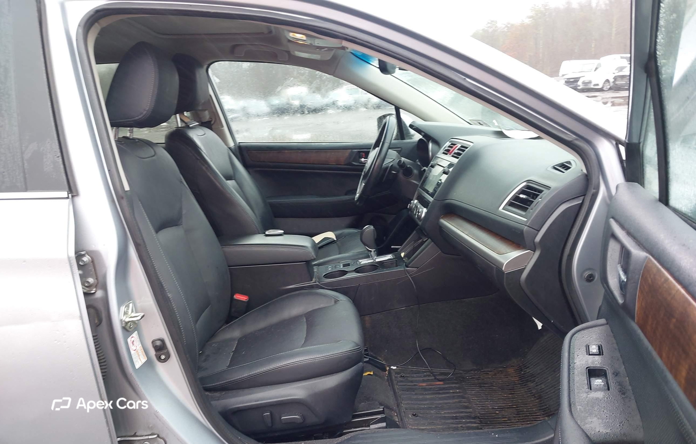 Subaru Outback 2015