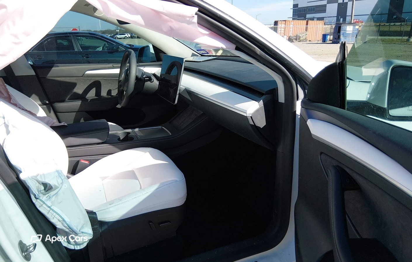 Tesla Model Y 2023