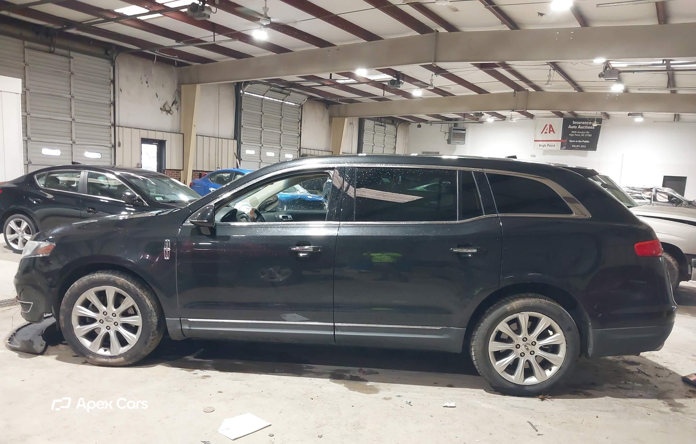 Lincoln MKT 2015