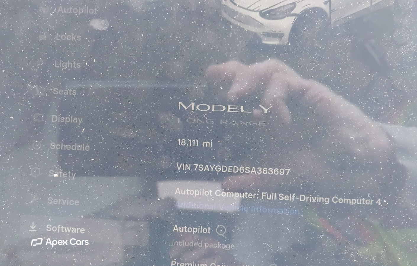 Tesla Model Y 2025