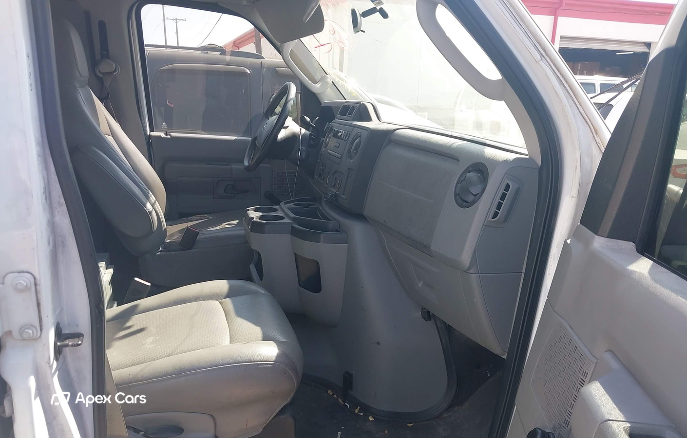 Ford Econoline 2010