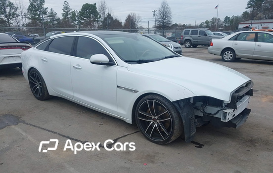 Jaguar XJ 2015 - Image 1 of 16