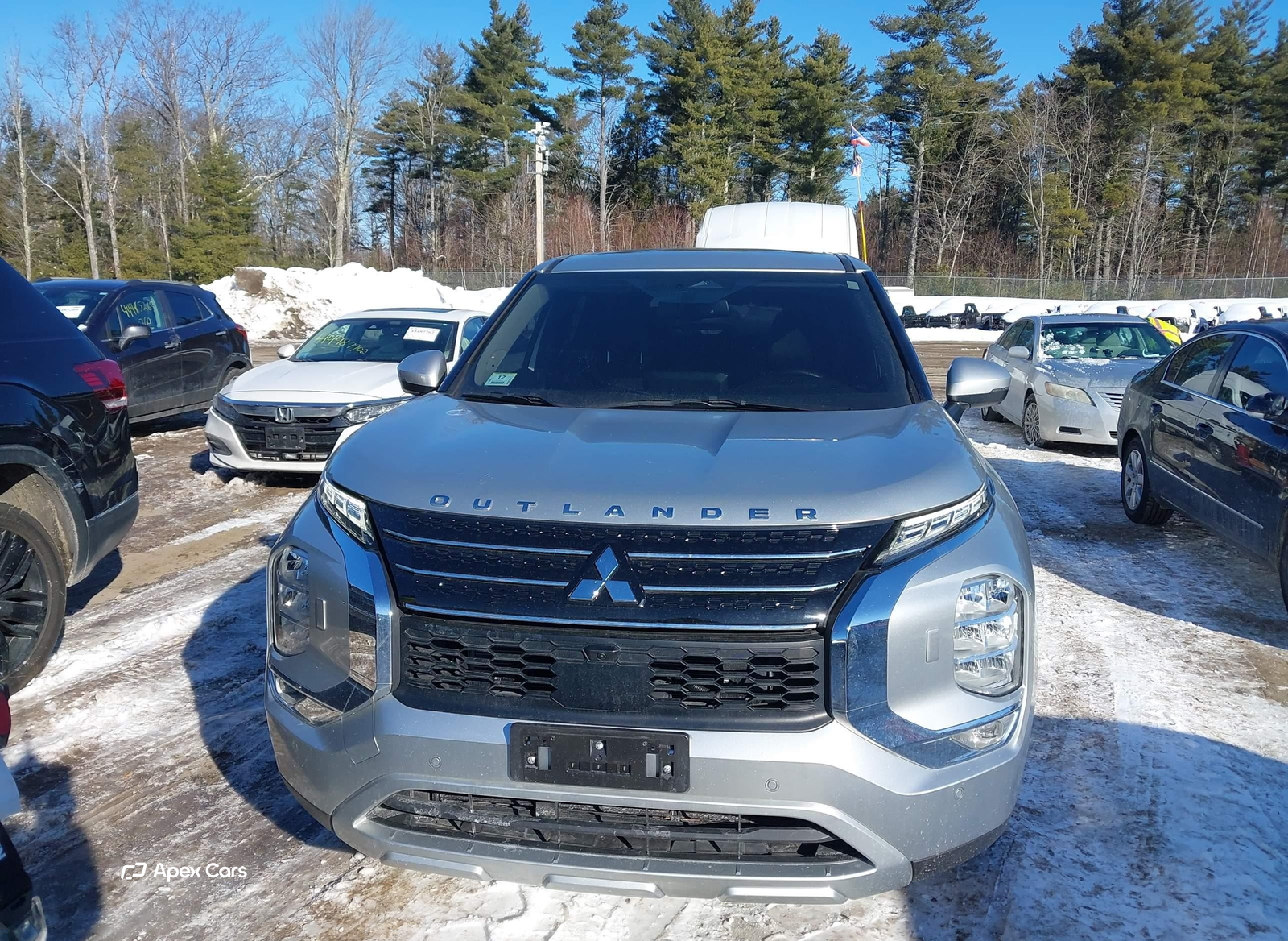 Mitsubishi Outlander 2024