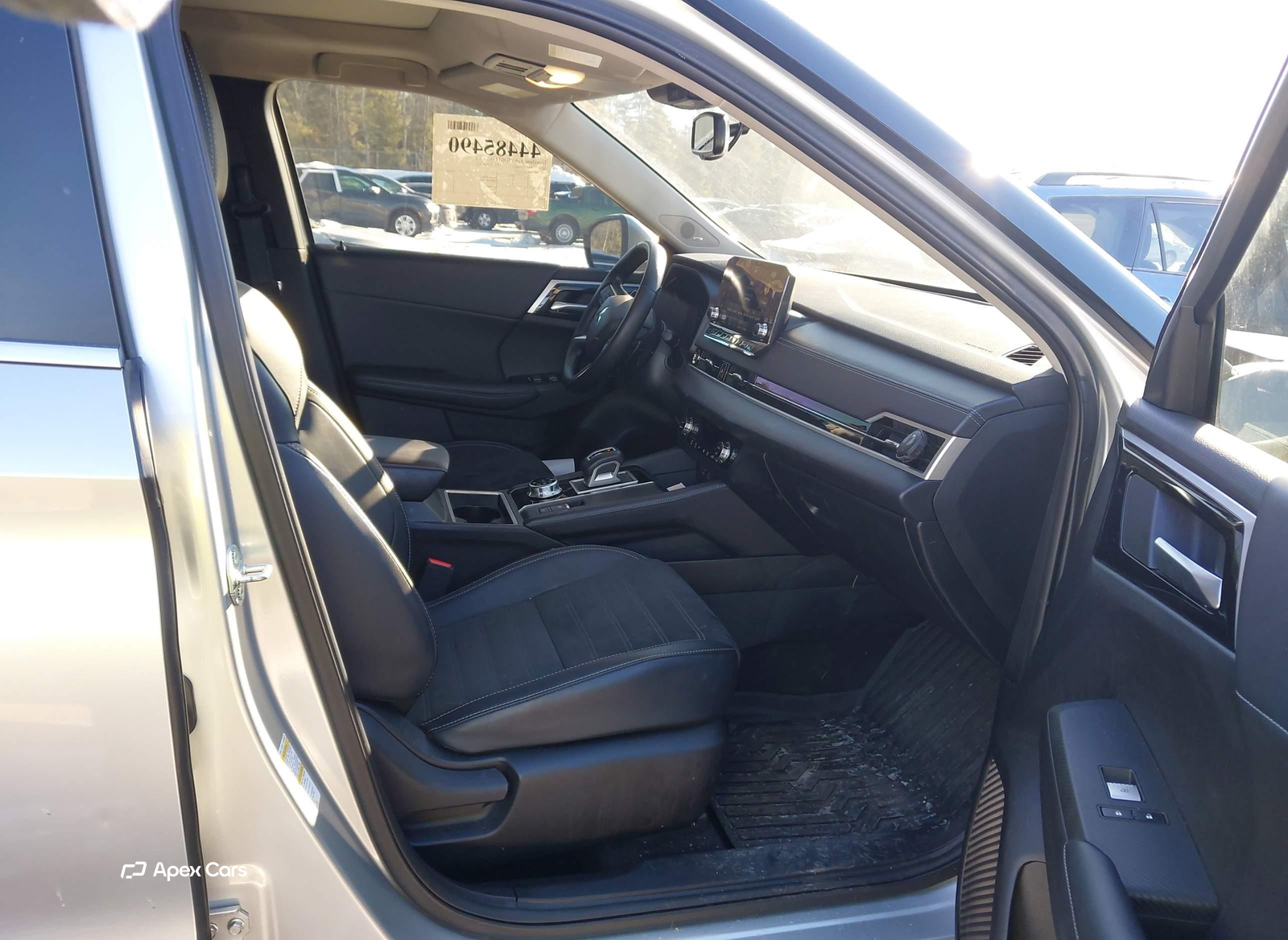 Mitsubishi Outlander 2024