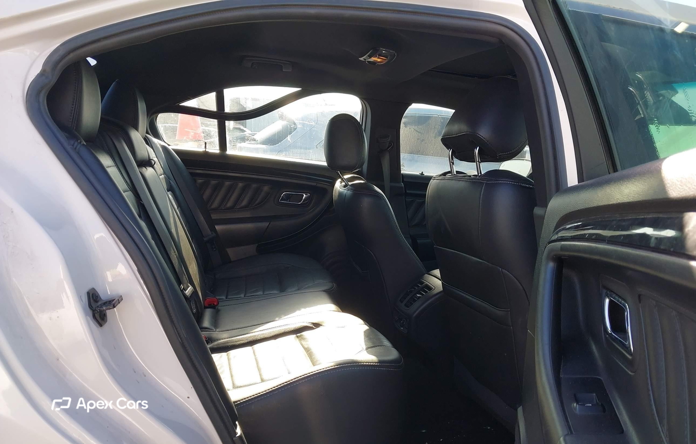Ford Taurus 2015