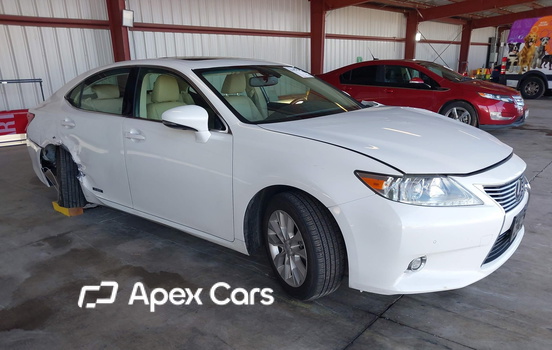 Lexus ES 2014 - Image 1 of 17