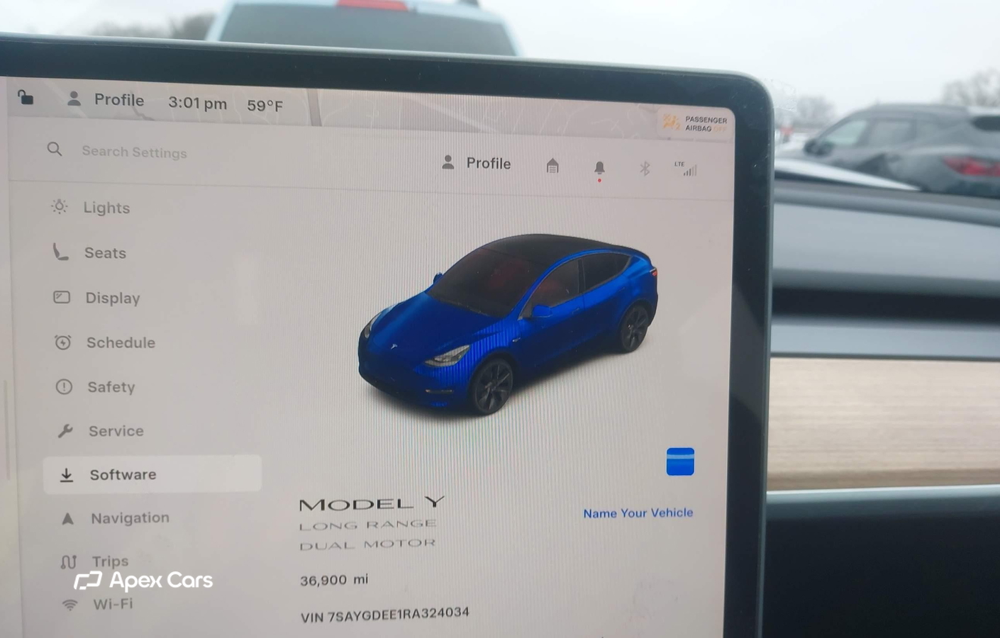 Tesla Model Y 2024