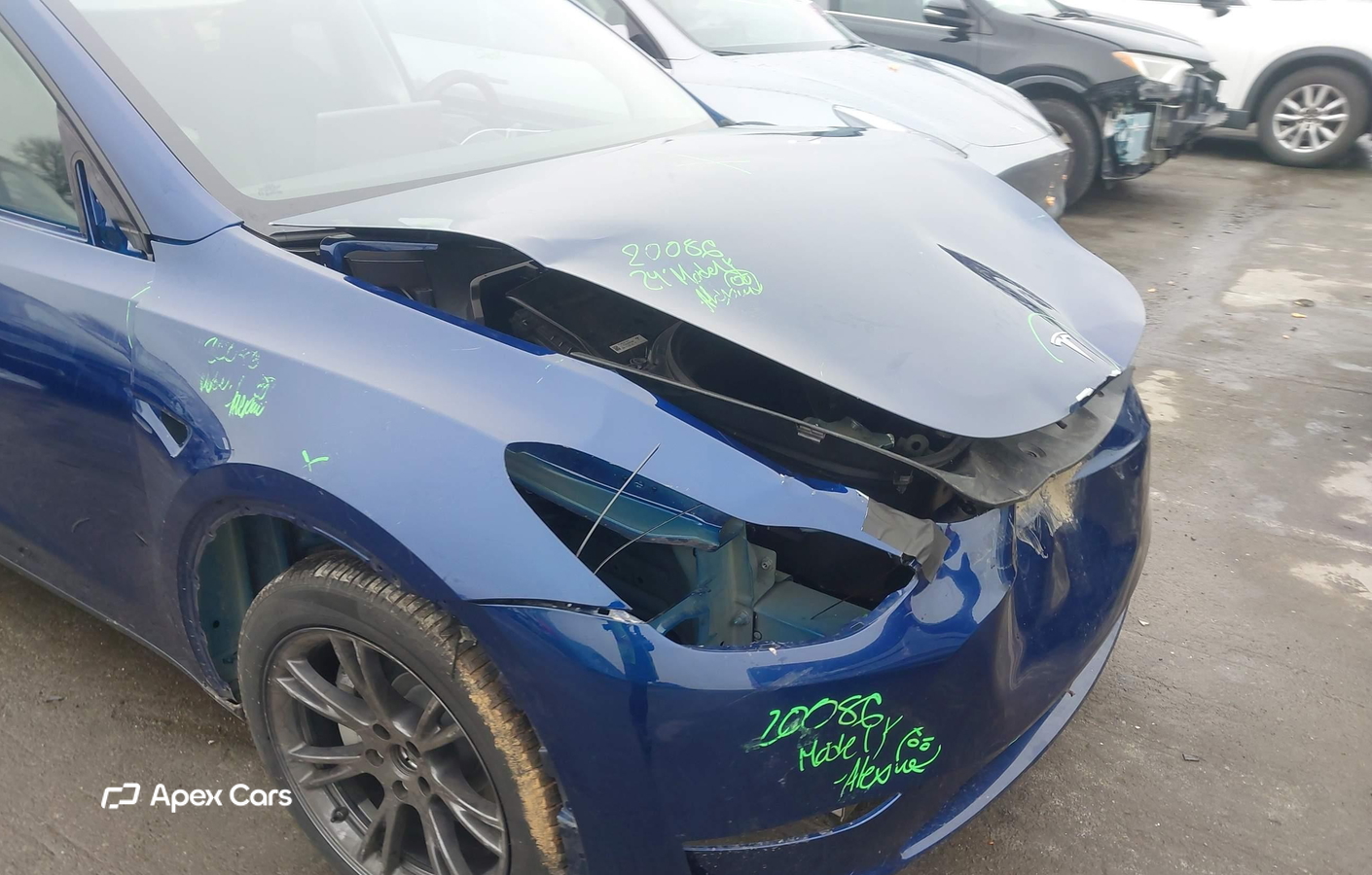 Tesla Model Y 2024