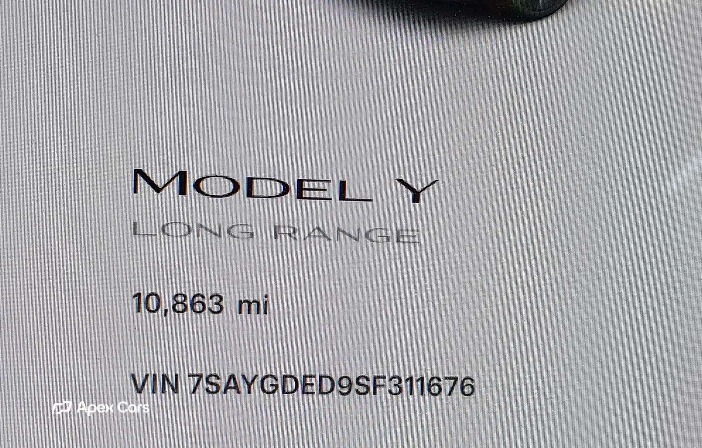 Tesla Model Y 2025