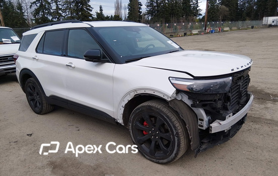 Ford Explorer 2023 - Image 1 of 17