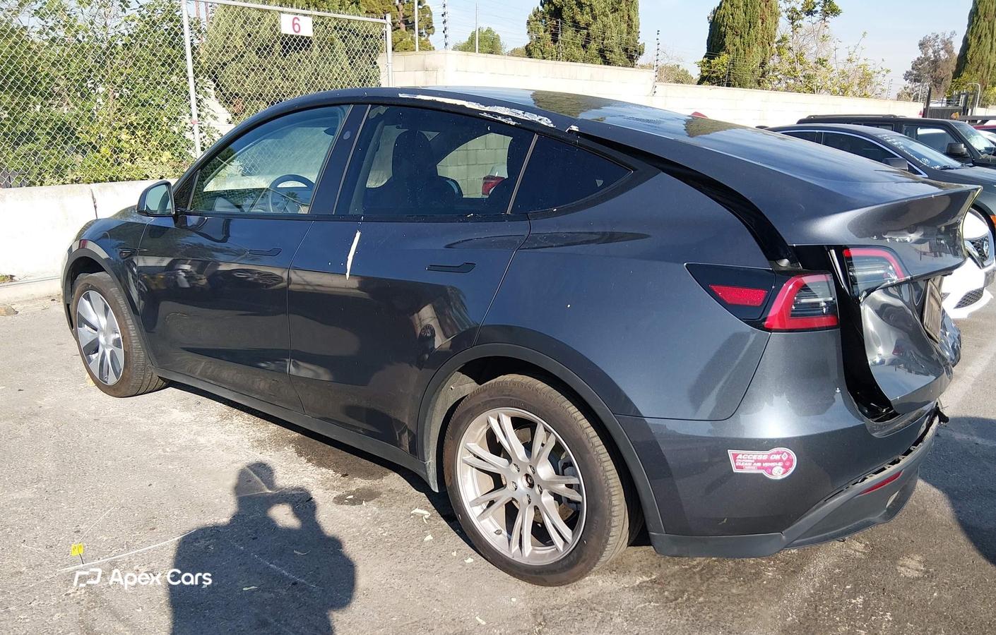Tesla Model Y 2023