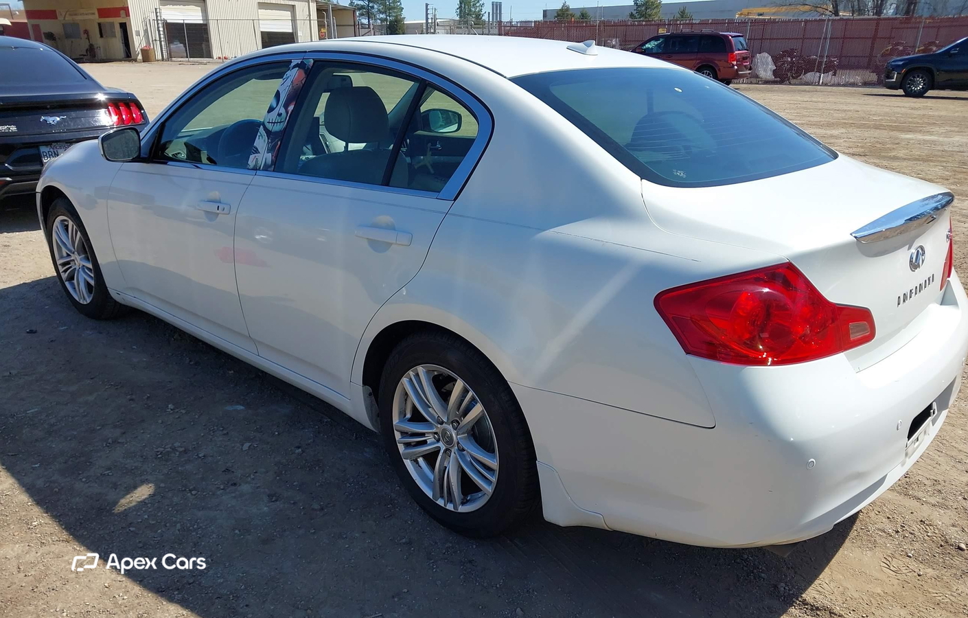Infiniti G 2010