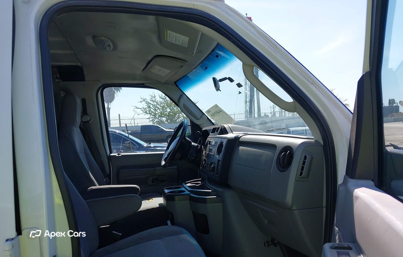 Ford Econoline 2012