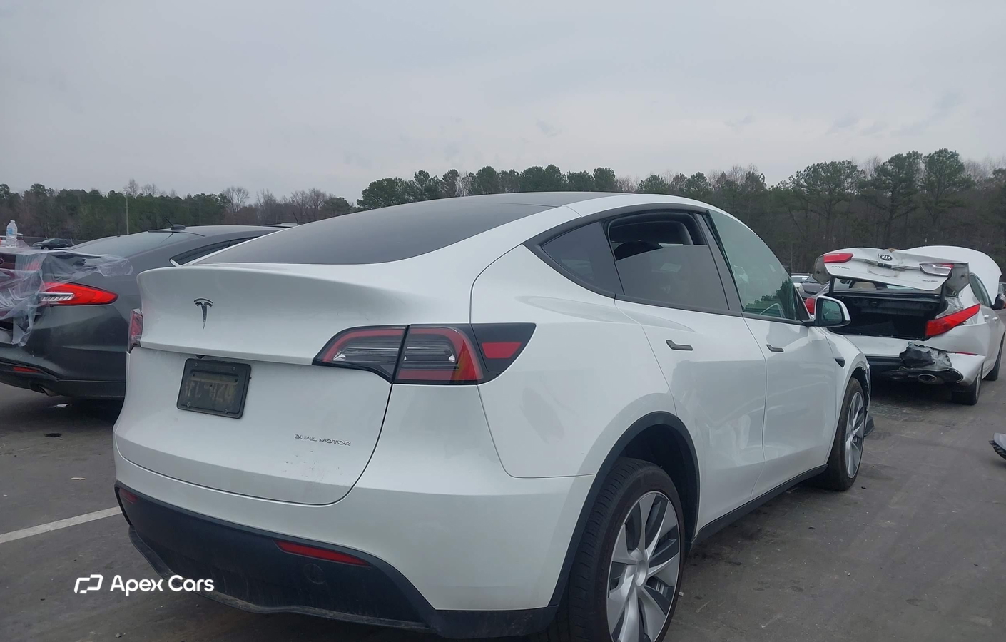 Tesla Model Y 2023