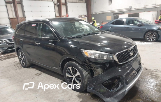Kia Sorento 2017 - Image 1 of 17