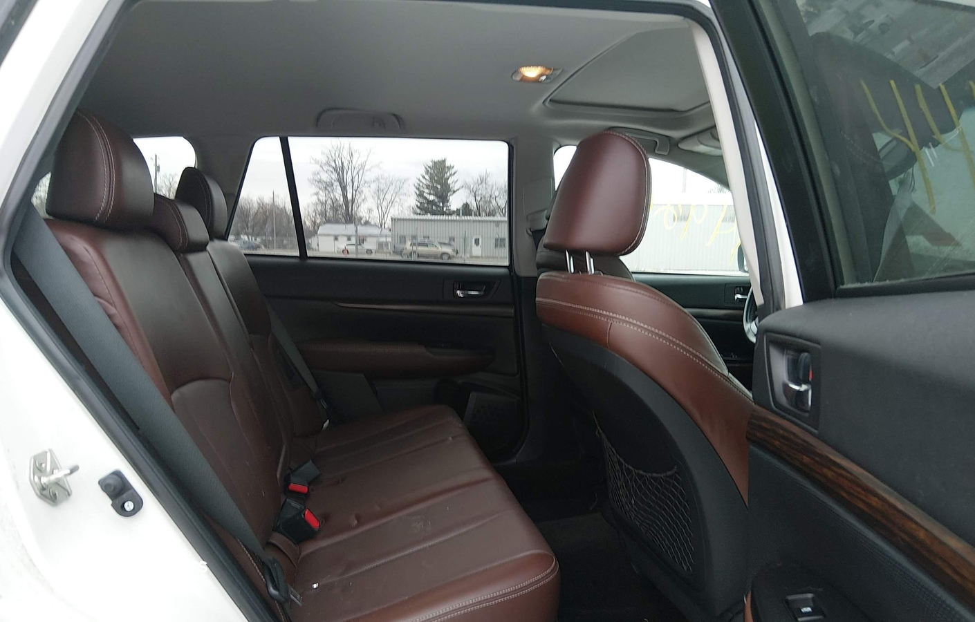 Subaru Outback 2014