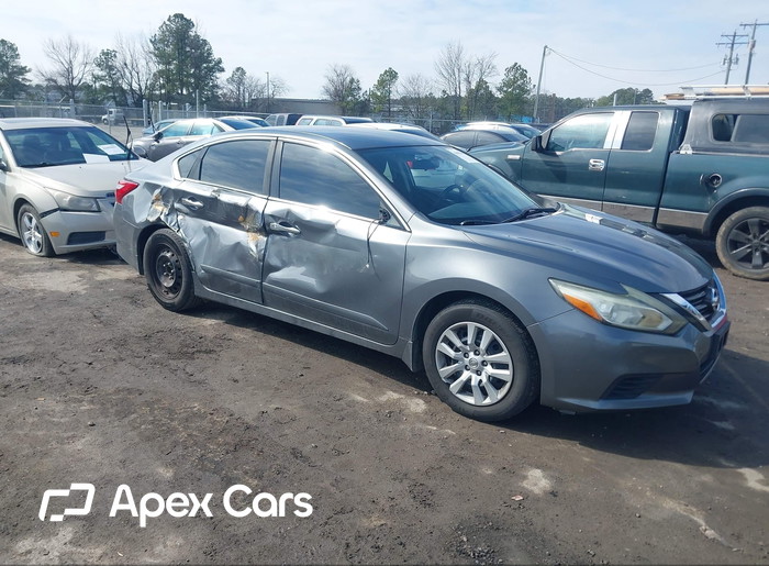 2016 Nissan Altima - Image 1 of 5