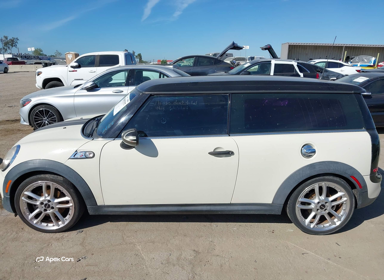 MINI Clubman 2012