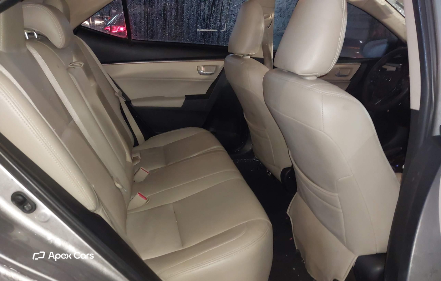 Toyota Corolla 2015
