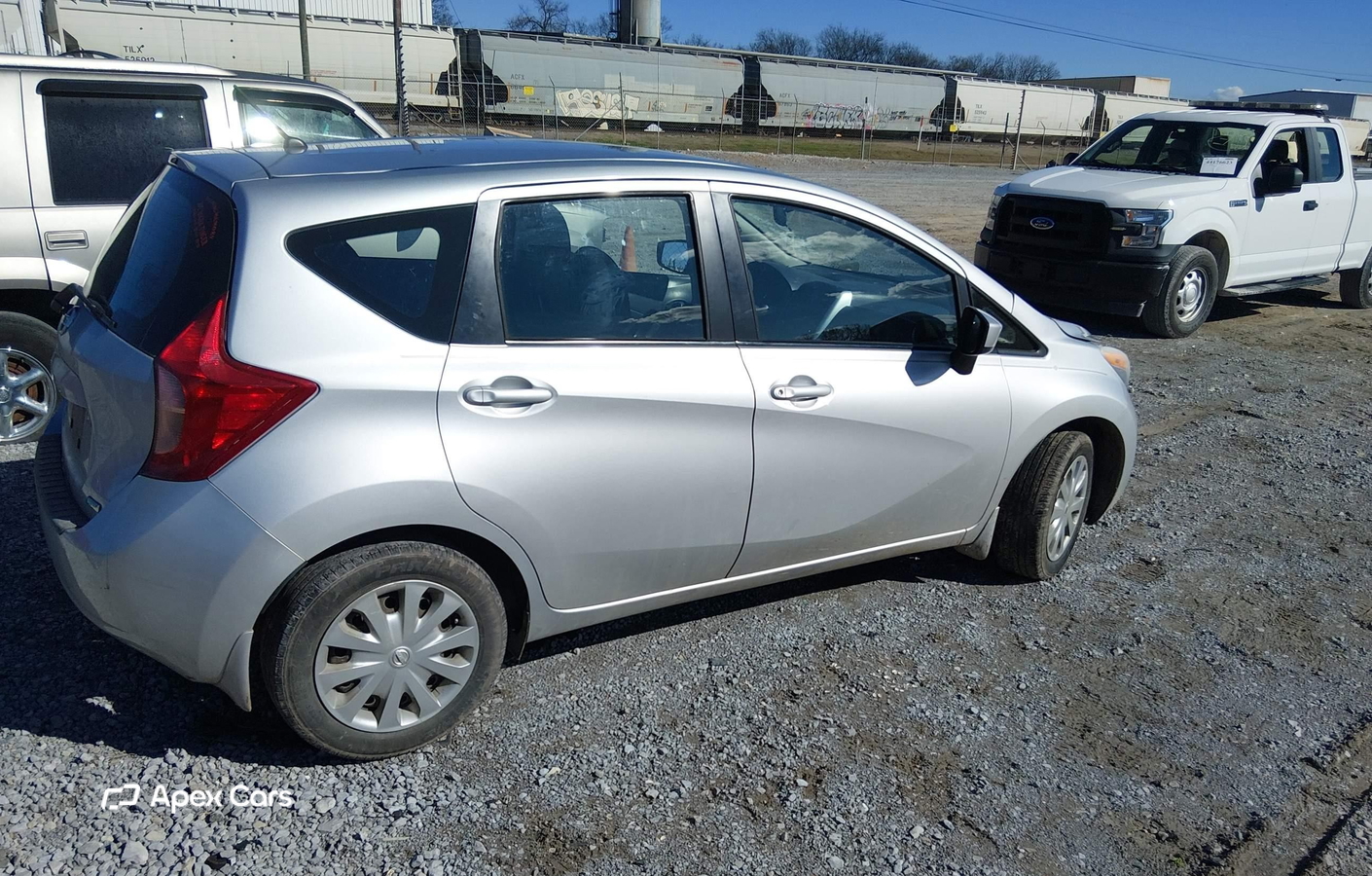 Nissan Versa 2015
