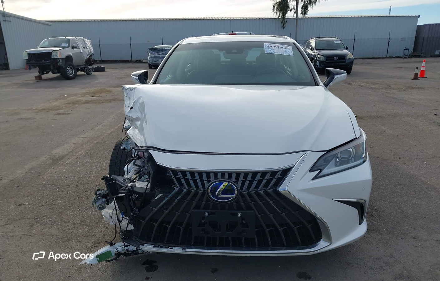 Lexus ES 2022