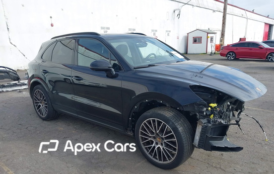 Porsche Cayenne 2023 - Image 1 of 20
