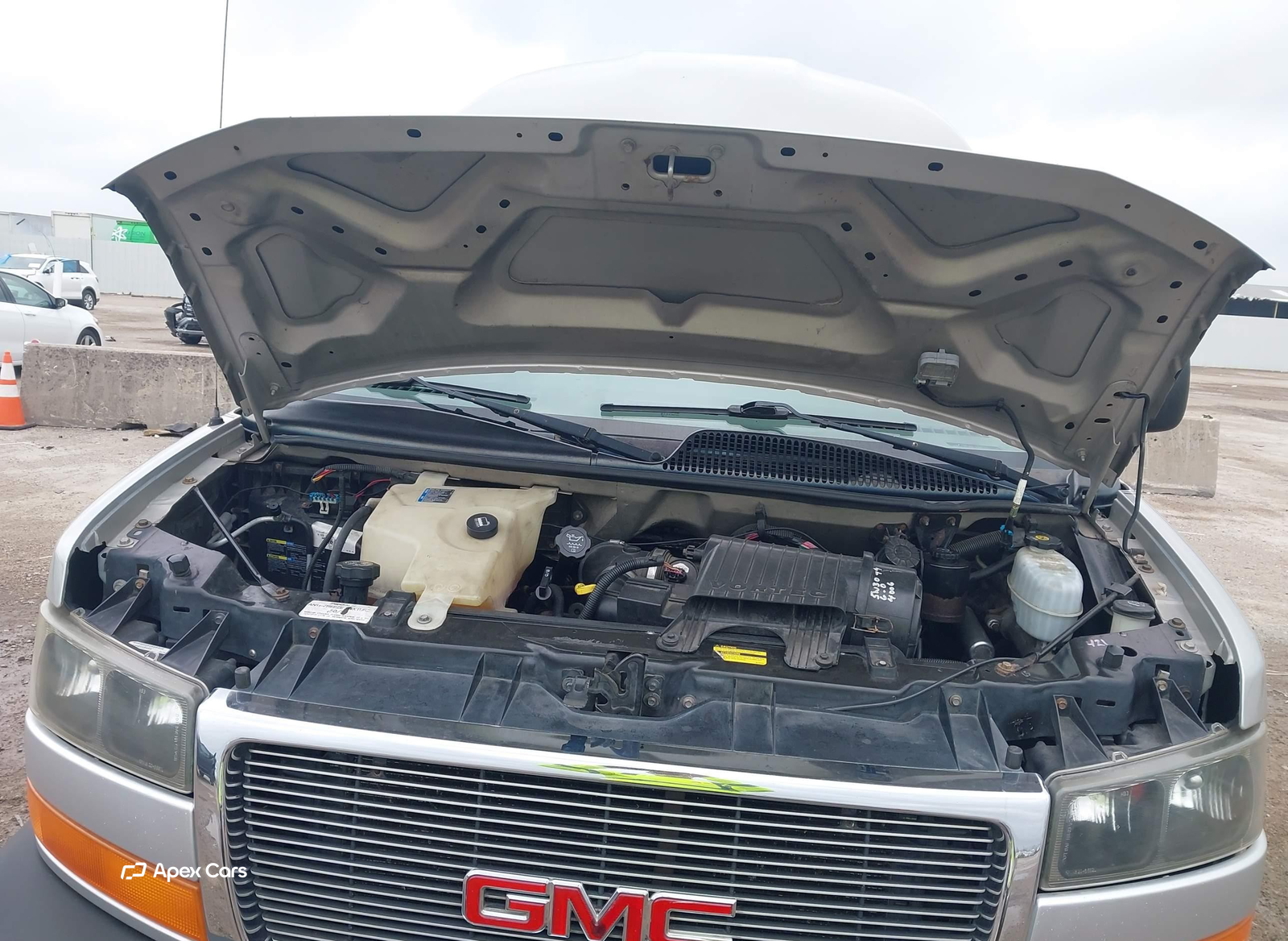 GMC Savana 2005