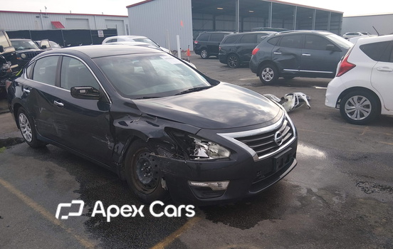 Nissan Altima 2015 - Image 1 of 17