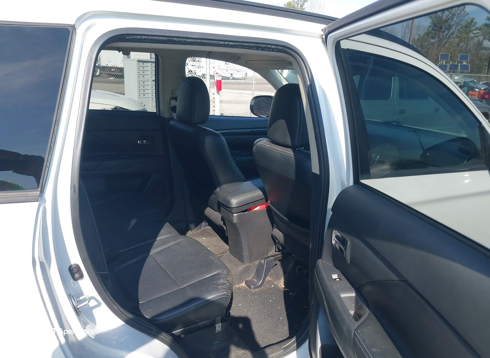 Mitsubishi Outlander 2016