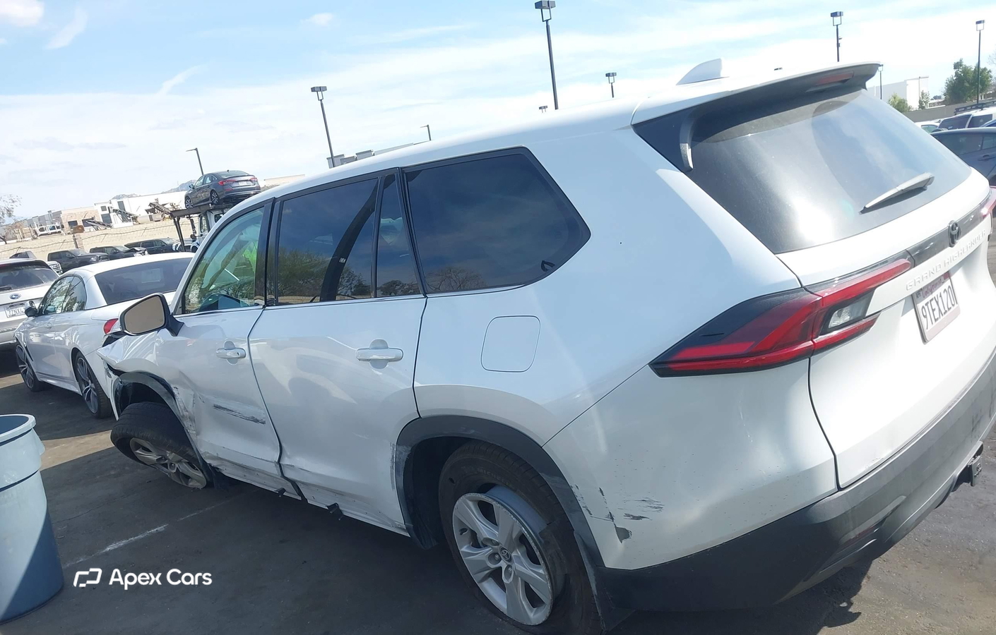 Toyota Highlander 2025