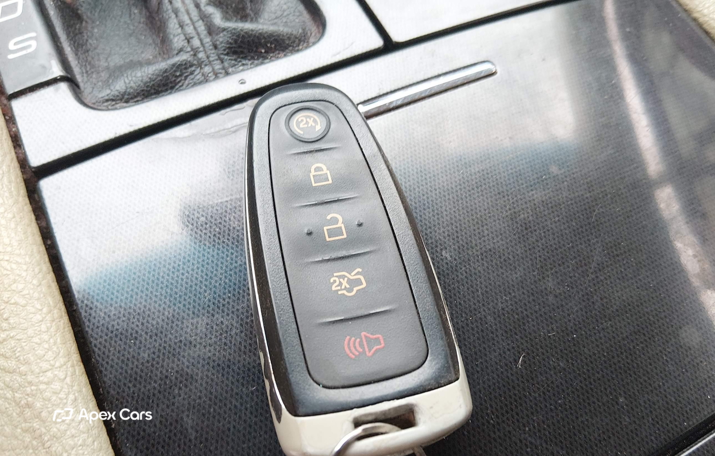 Ford Taurus 2013