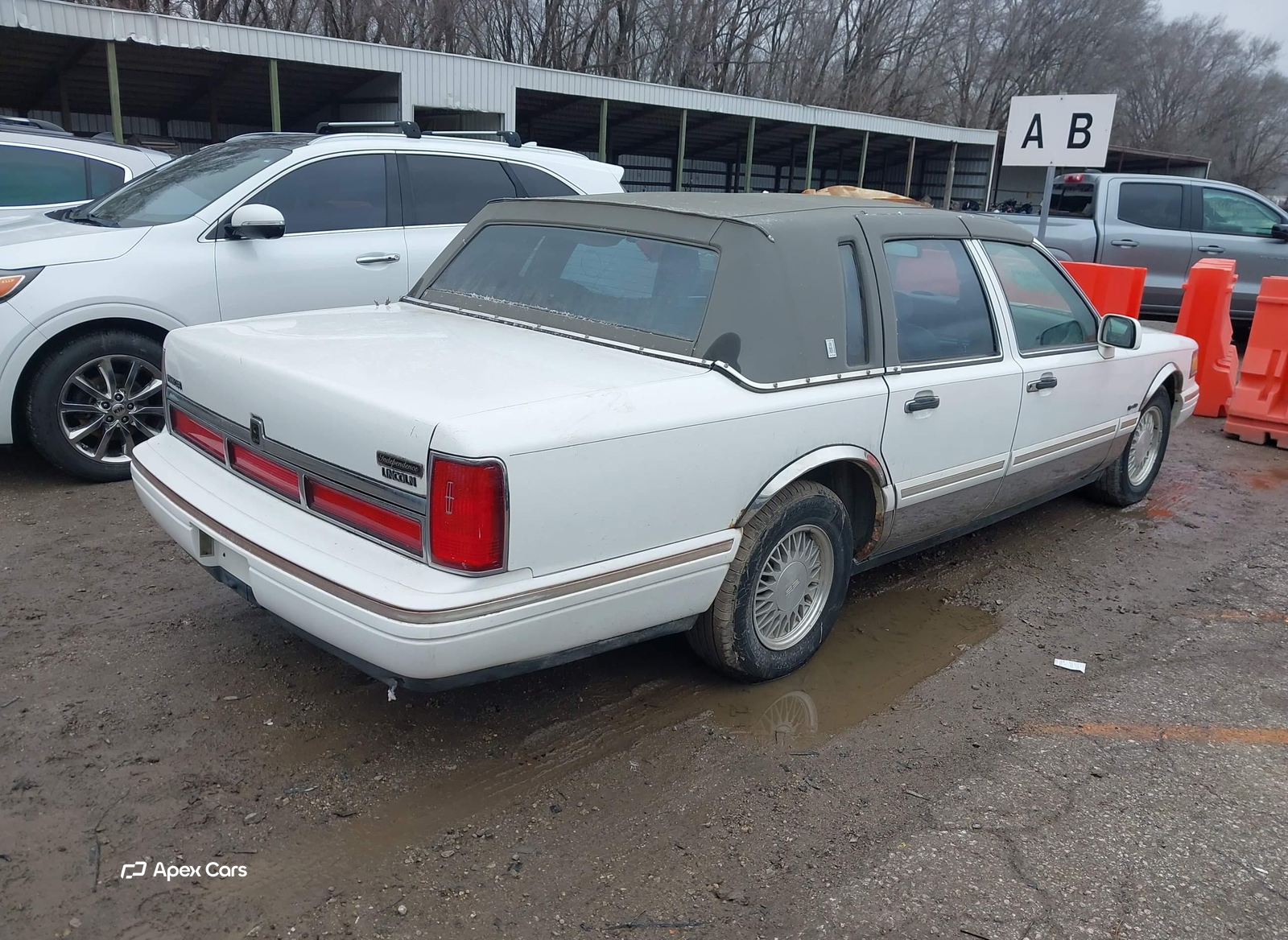 Lincoln Town Car 1997